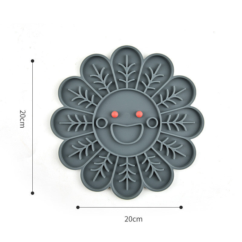Silicone Slow Food Licking Mat for Cats and Dogs